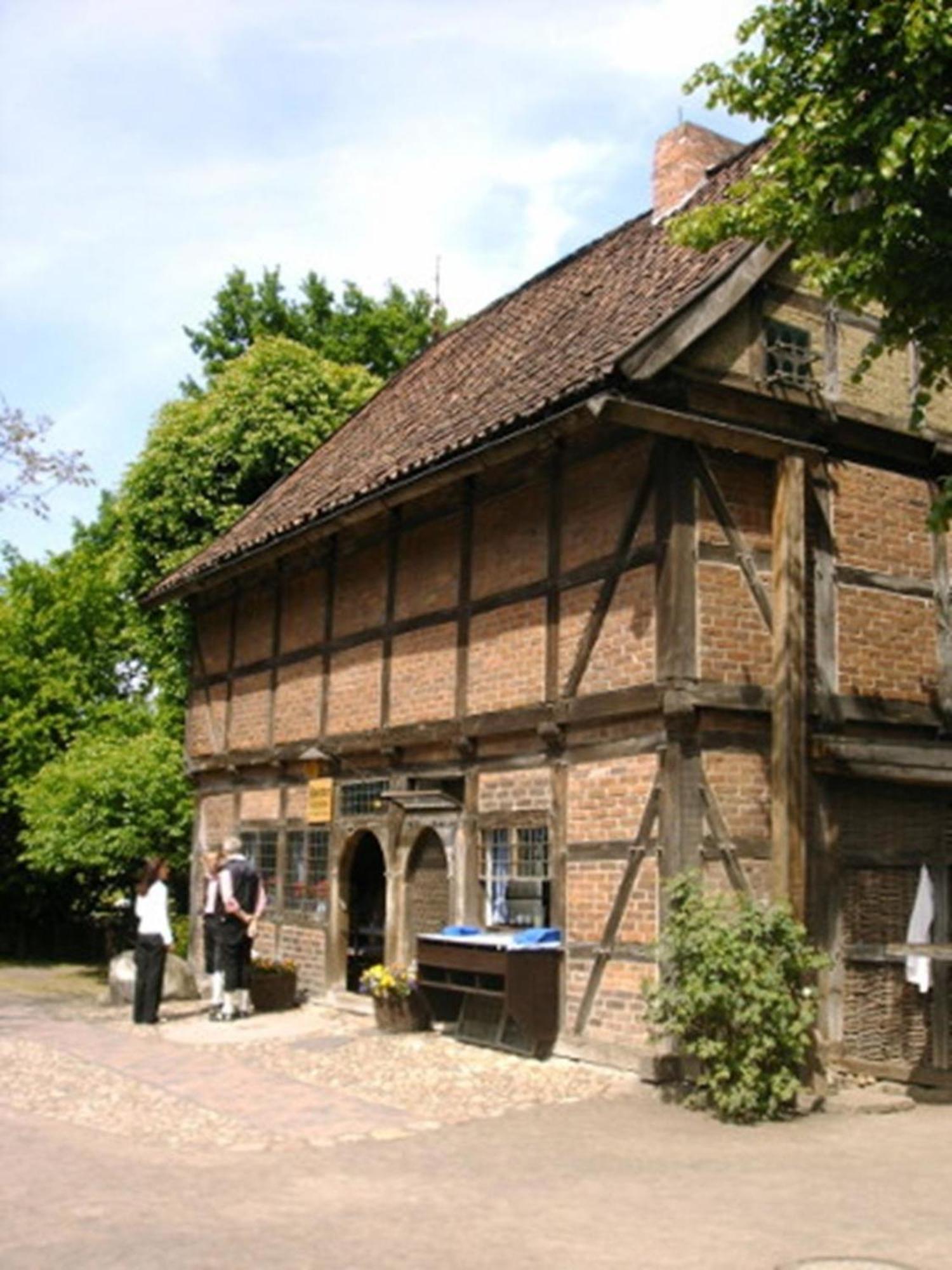 Ammerlaender Ferienwohnung Westerstede Exterior foto